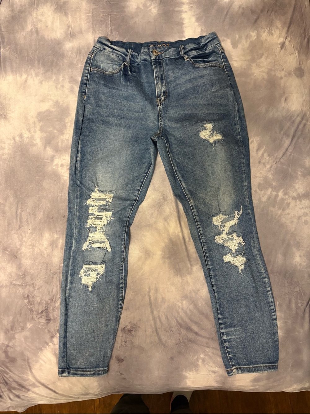 Rue21 Medium Blue Distressed Skinny Jeans